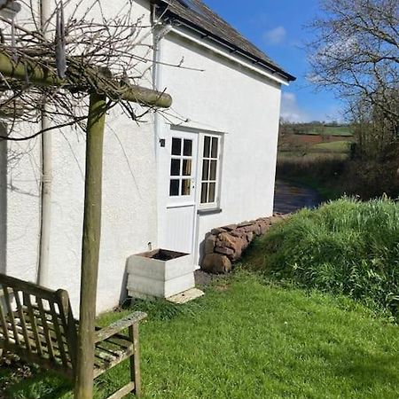 Rural Devon Retreat In Stunning Exe Valley. Έξετερ Εξωτερικό φωτογραφία