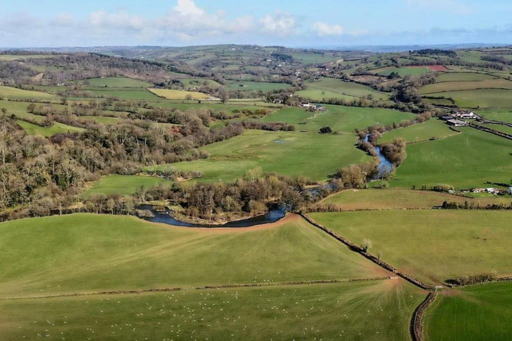 Rural Devon Retreat In Stunning Exe Valley. Έξετερ Εξωτερικό φωτογραφία